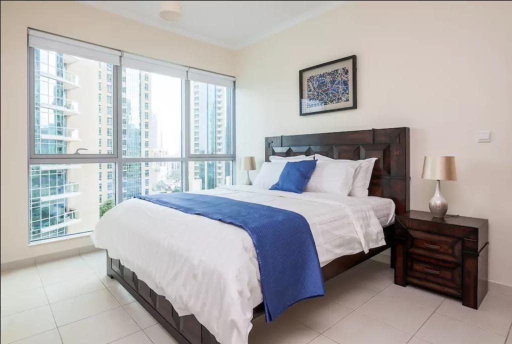 Faraway Homes - Burj Residences ดูไบ ภายนอก รูปภาพ